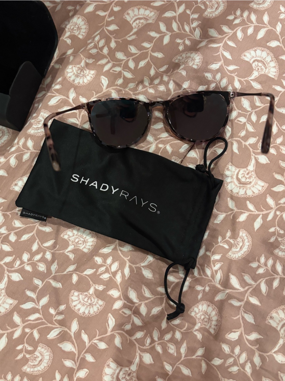 Shady Rays Sunglasses - Picture 2 of 2